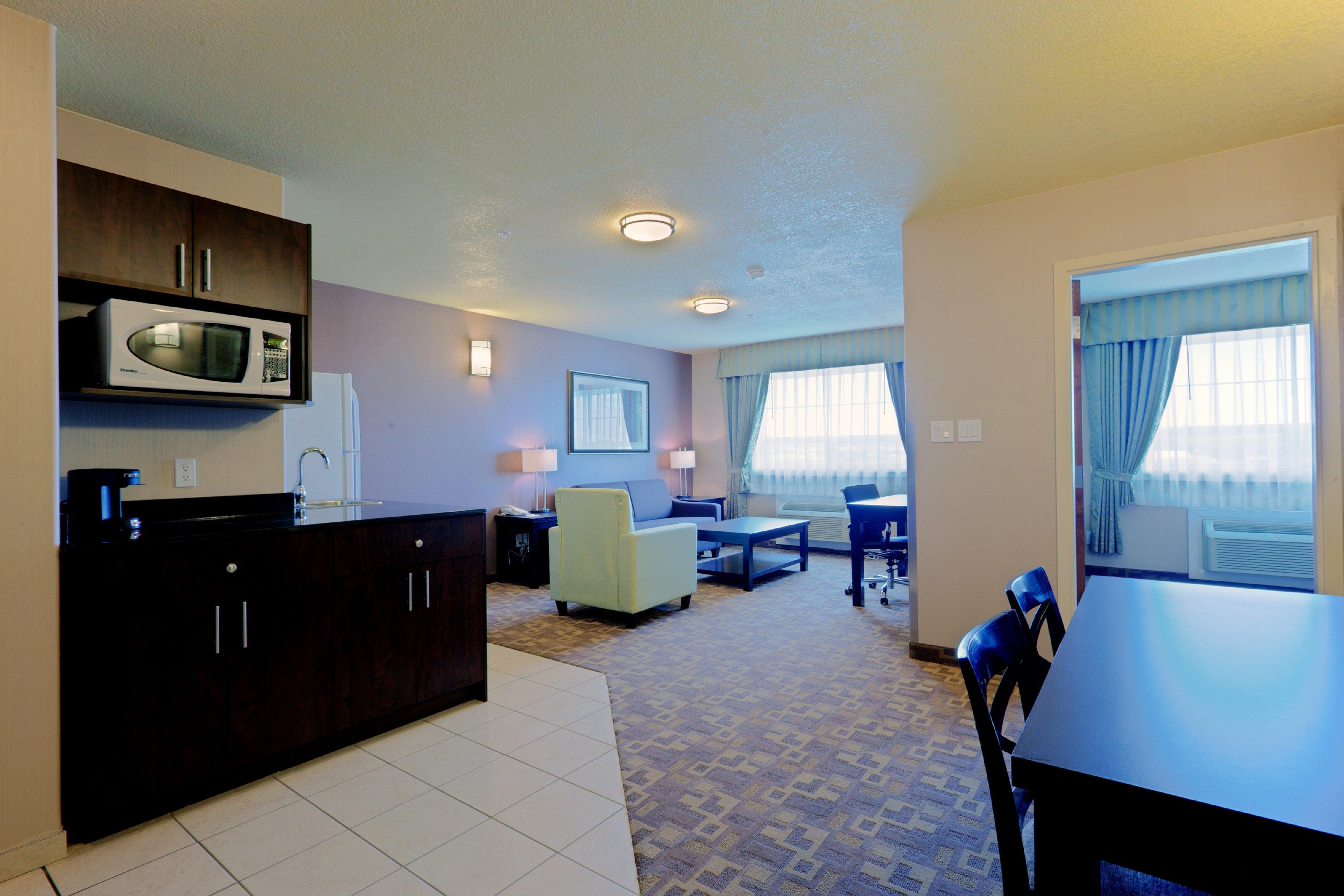 Holiday Inn Express And Suites Dawson Creek, An Ihg Hotel Extérieur photo